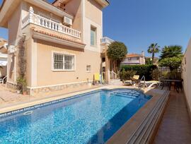 Villa en Los Alcázares