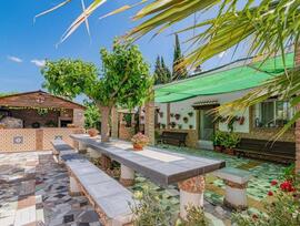 Campo en Pinos Puente