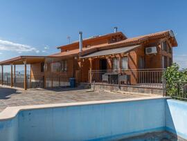 Villa en Cullar Vega