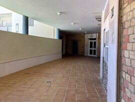 Unidad comercial en Tomares