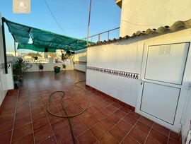 Casa adosada en Coria del Rio