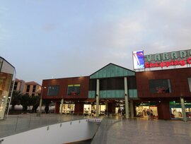 Unidad comercial en San Bartolome de Tirajana