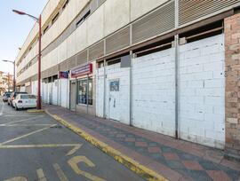 Unidad comercial en Armilla