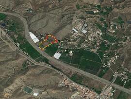 Campo en Santa Fe de Mondujar