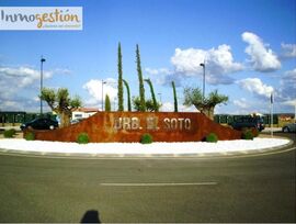 Parcela urbana edificable en Aldeamayor de San Martin