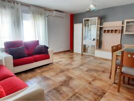 Casa adosada en Sueras - Suera