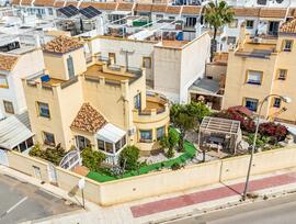 Villa en Orihuela Costa