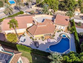 Villa en Orihuela Costa