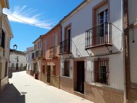 Casa adosada en Cañete la Real