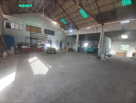 Nave en Algeciras