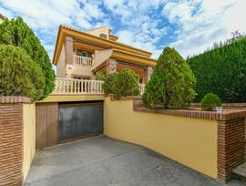 Villa en Rincón de la Victoria