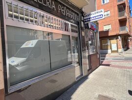 Unidad comercial en Avila
