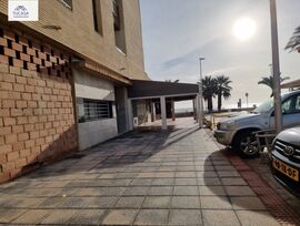 Unidad comercial en Roquetas de Mar