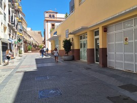 Unidad comercial en Huelva