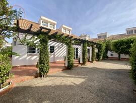 Unidad comercial en La Manga del Mar Menor