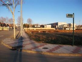 Parcela urbana en Yunquera de Henares