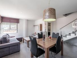 Edificio en Los Villares