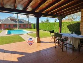 Villa en Camargo