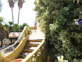 Unidad comercial en La Pobla de Vallbona