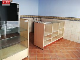 Unidad comercial en Lepe