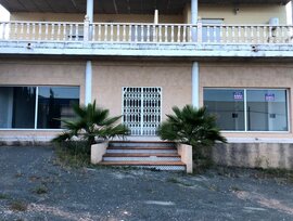 Unidad comercial en Abaran