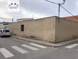 Parcela urbana edificable en Abaran