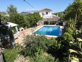 Casa de campo en Riogordo