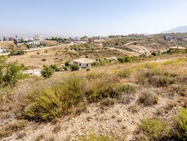 Parcela urbana en La Zubia