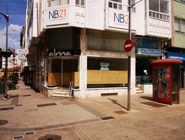 Unidad comercial en Carballo