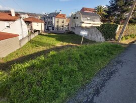 Parcela urbana en Oleiros