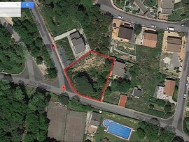 Parcela urbana edificable en Riells i Viabrea