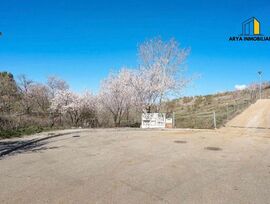 Parcela urbana en Camarma de Esteruelas