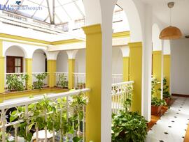 Edificio en Lora del Rio