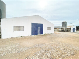 Nave en Mollina