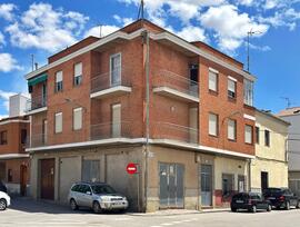 Unidad comercial en Mora