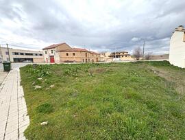 Parcela urbana en Carbonero el Mayor