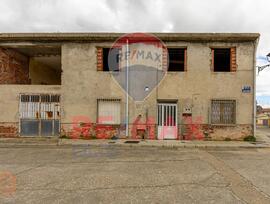Casa en Pedrajas de San Esteban