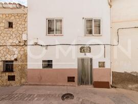 Casa de pueblo en Ademuz