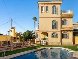 Villa en Orihuela Costa