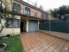 Casa adosada en Parla