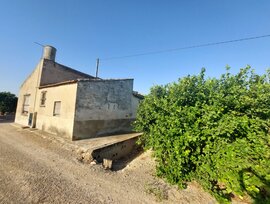 Casa de campo en Orihuela