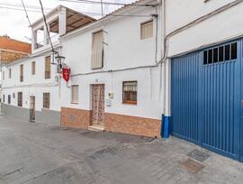 Casa adosada en Colomera