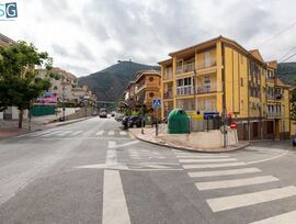 Unidad comercial en Cenes de la Vega