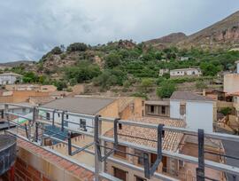 Edificio en Guejar Sierra