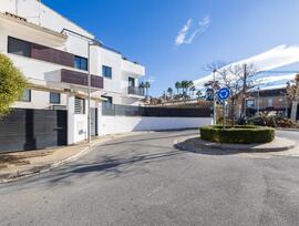 Villa en Huetor Vega