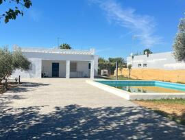 Casa de campo en Los Palacios y Villafranca