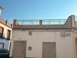 Casa de campo en Los Palacios y Villafranca