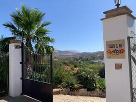 Casa de campo en Alora