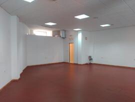 Unidad comercial en Los Barrios