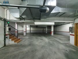 Garaje en Velilla de San Antonio